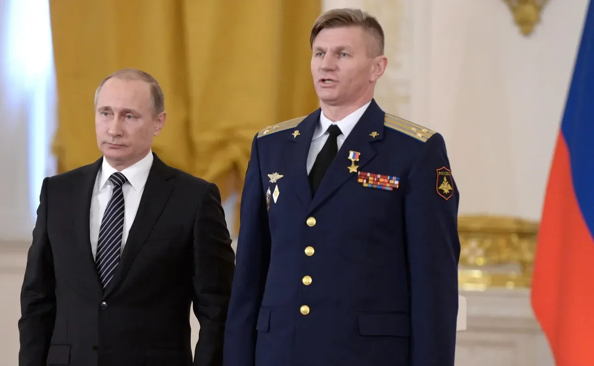 Vadim Baykulov during a ceremony where he was awarded the title of Hero of the Russian Federation, 2016. Source: Wiki-org.ru